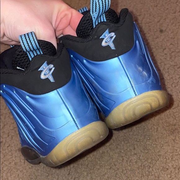 Foams - Picture 3 of 4